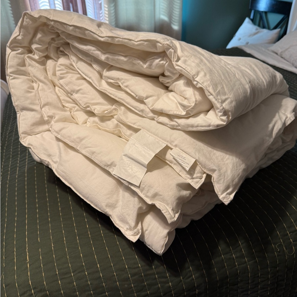 Luxurious Cream Bedding